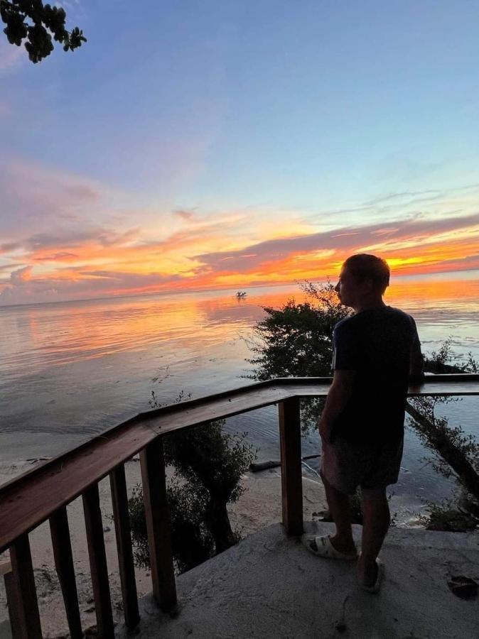 White Bada Guesthouse Siquijor Exterior photo