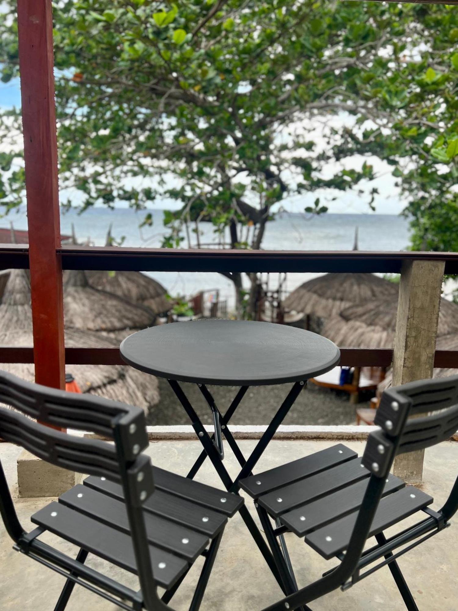 White Bada Guesthouse Siquijor Exterior photo