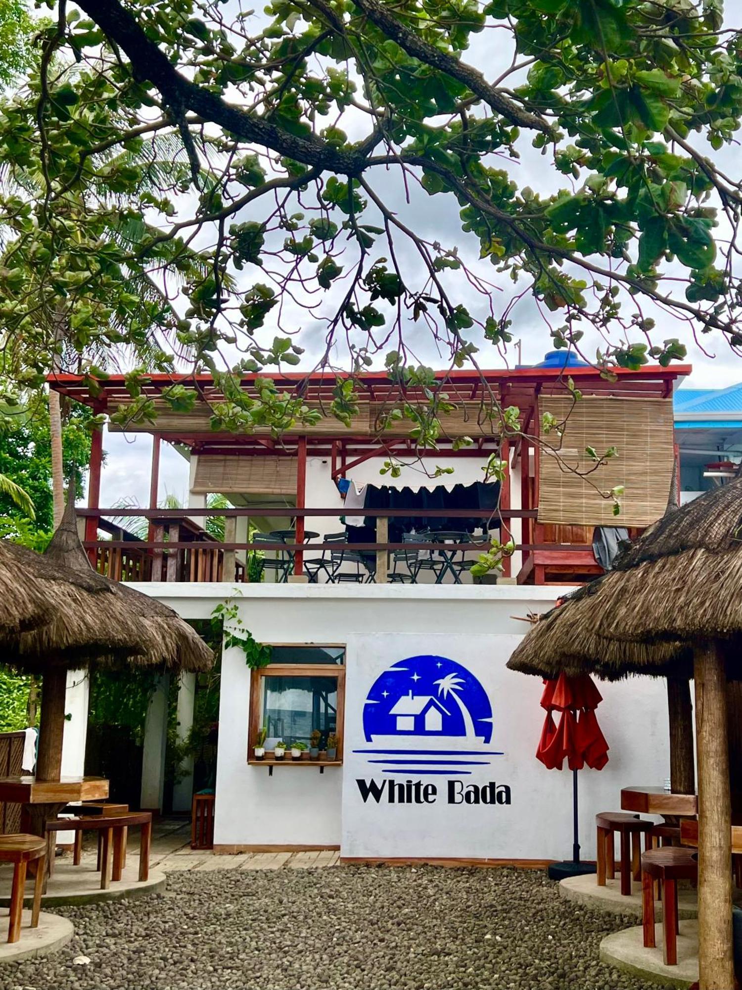 White Bada Guesthouse Siquijor Exterior photo