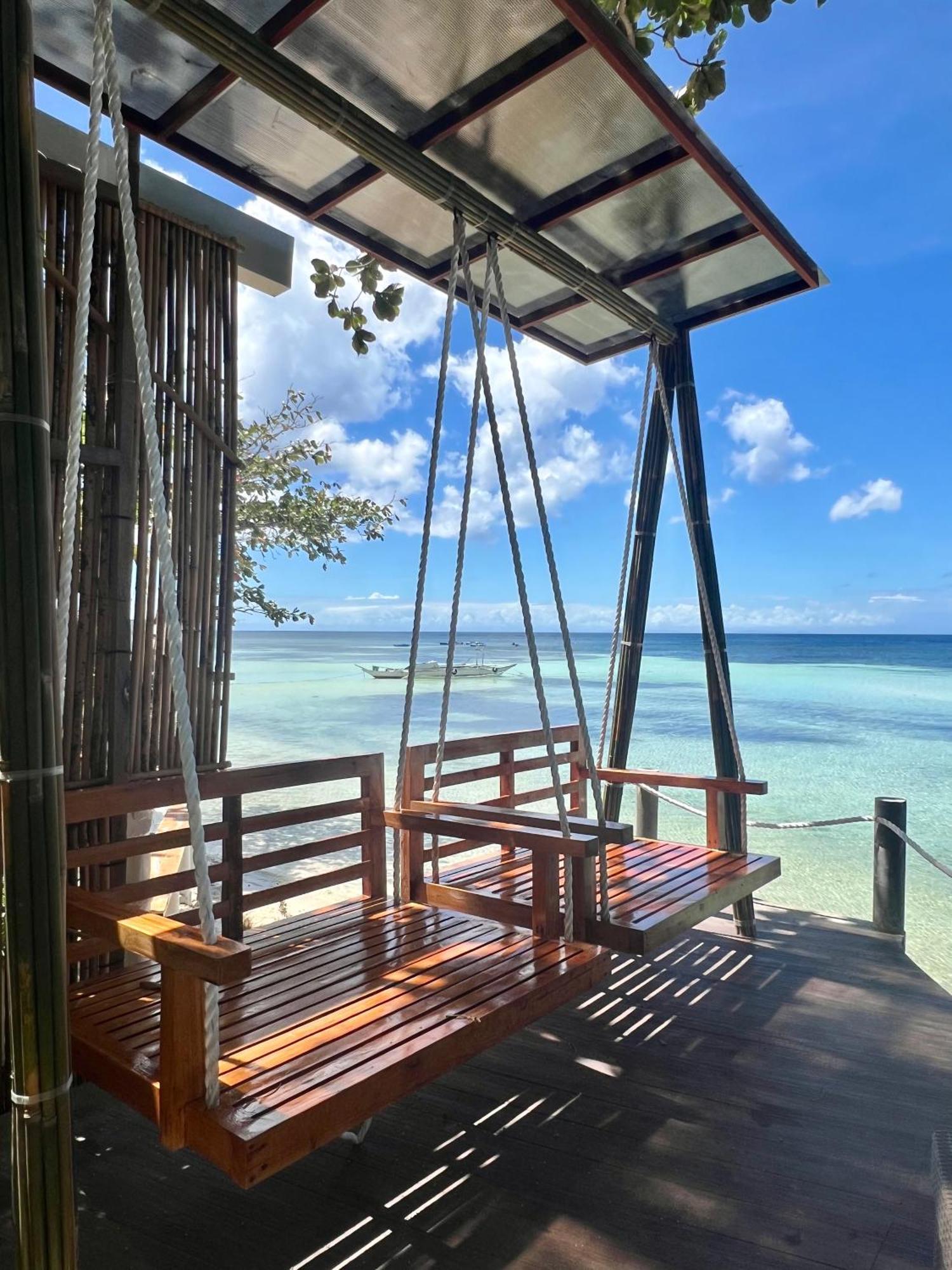 White Bada Guesthouse Siquijor Exterior photo