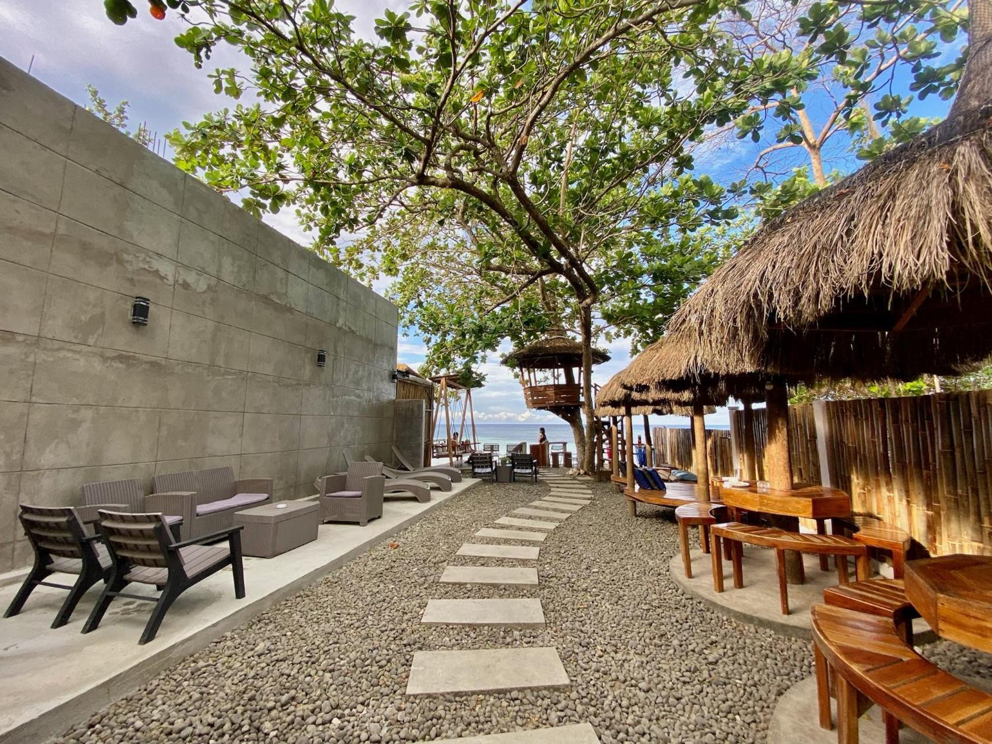 White Bada Guesthouse Siquijor Exterior photo