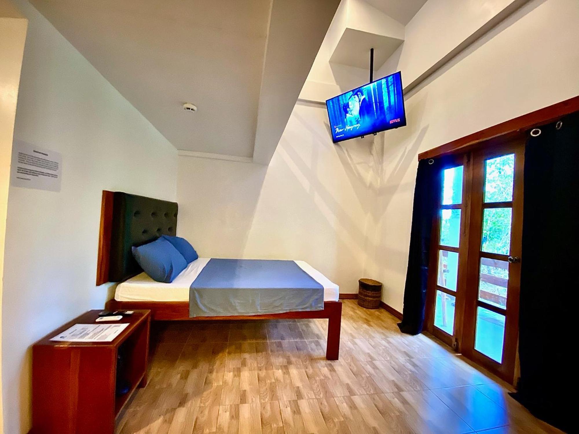 White Bada Guesthouse Siquijor Exterior photo