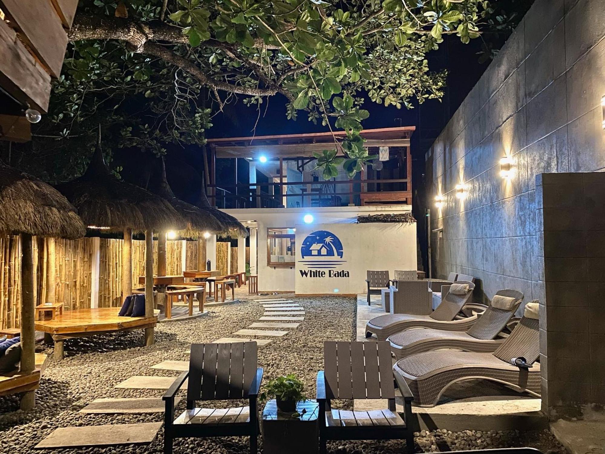 White Bada Guesthouse Siquijor Exterior photo